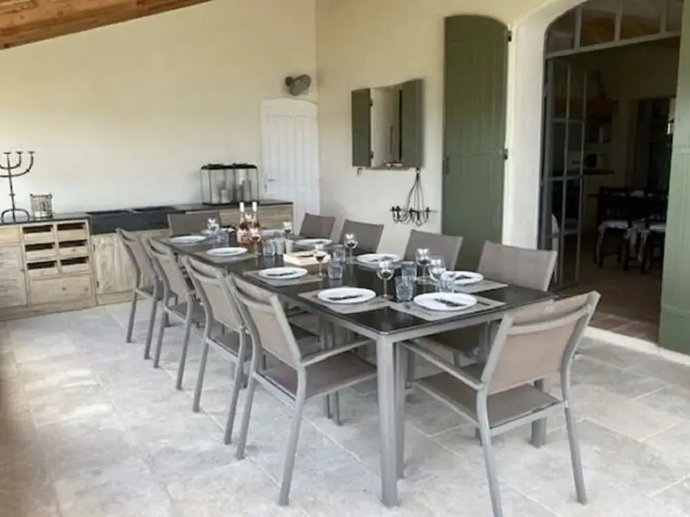 Peaceful Retreat in Pougnadoresse