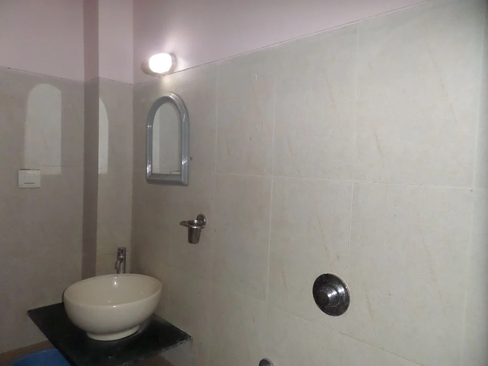 Hotel Amit Plaza