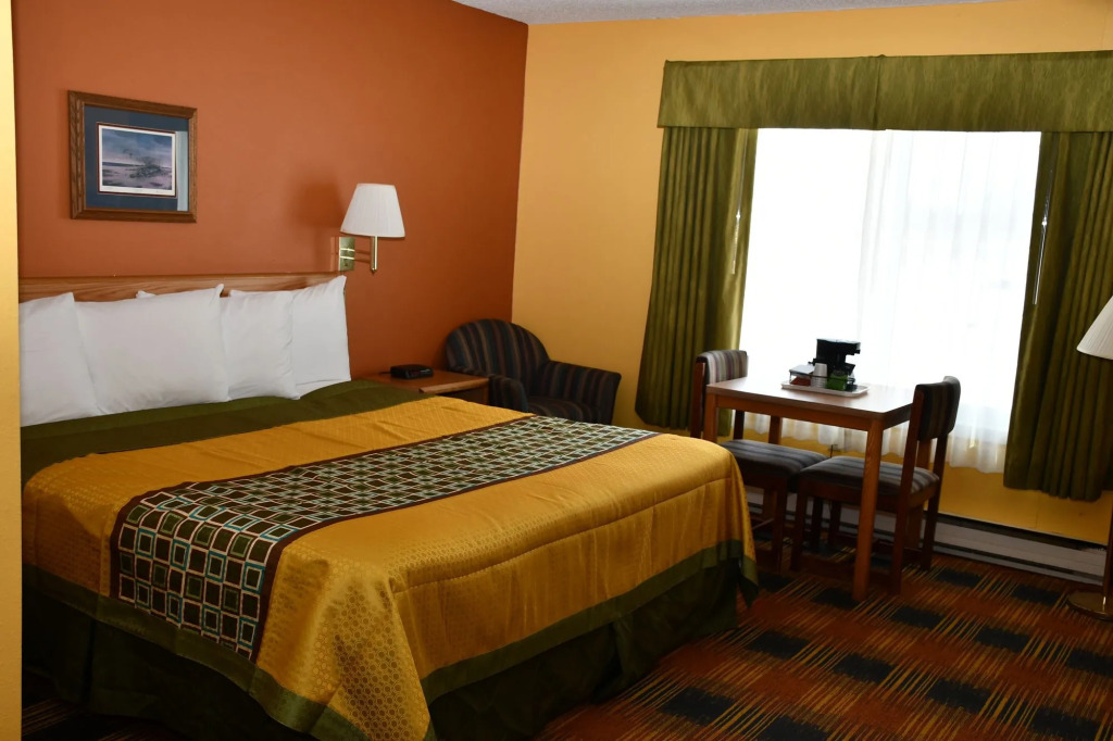 Regency Inn & Suites Faribault