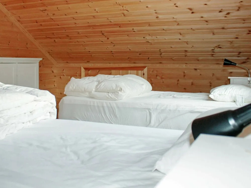 8 Person Holiday Home in Hebnes