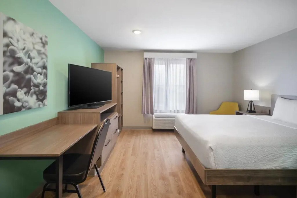 Echo Suites Extended Stay By Wyndham Colorado Springs Airpt