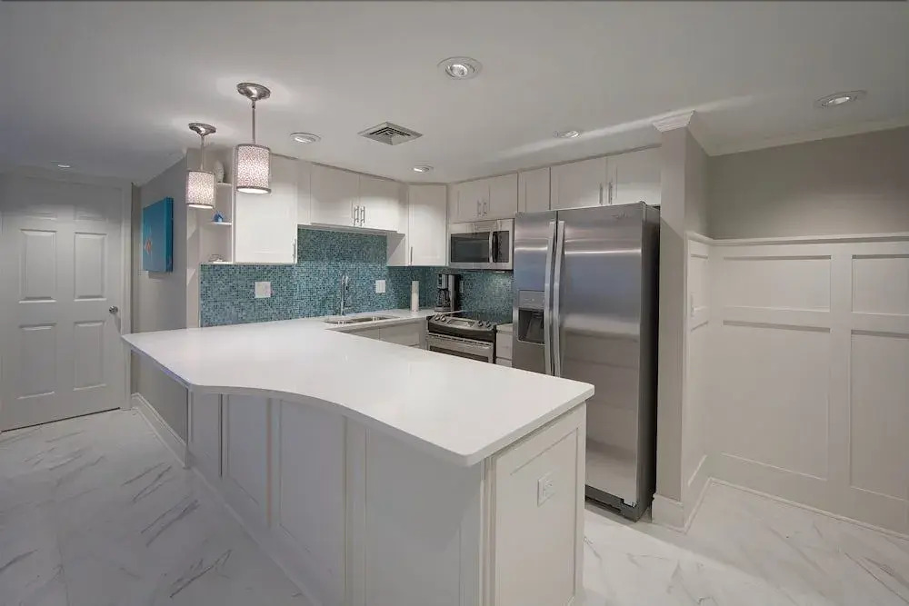 Gulf Shore Condo #302 - 2 Br condo by RedAwning