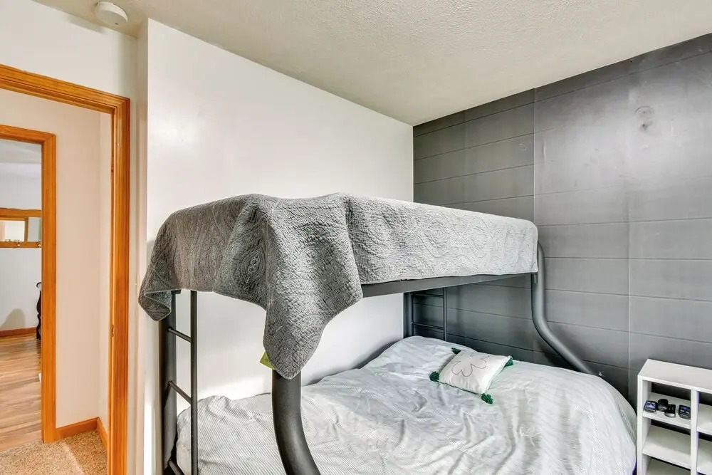 2 Mi to Turtle Creek Casino: Home w/ Game Room!