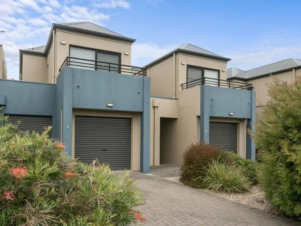 Front 9 then Dine - 3/61 St Andrews Boulevard