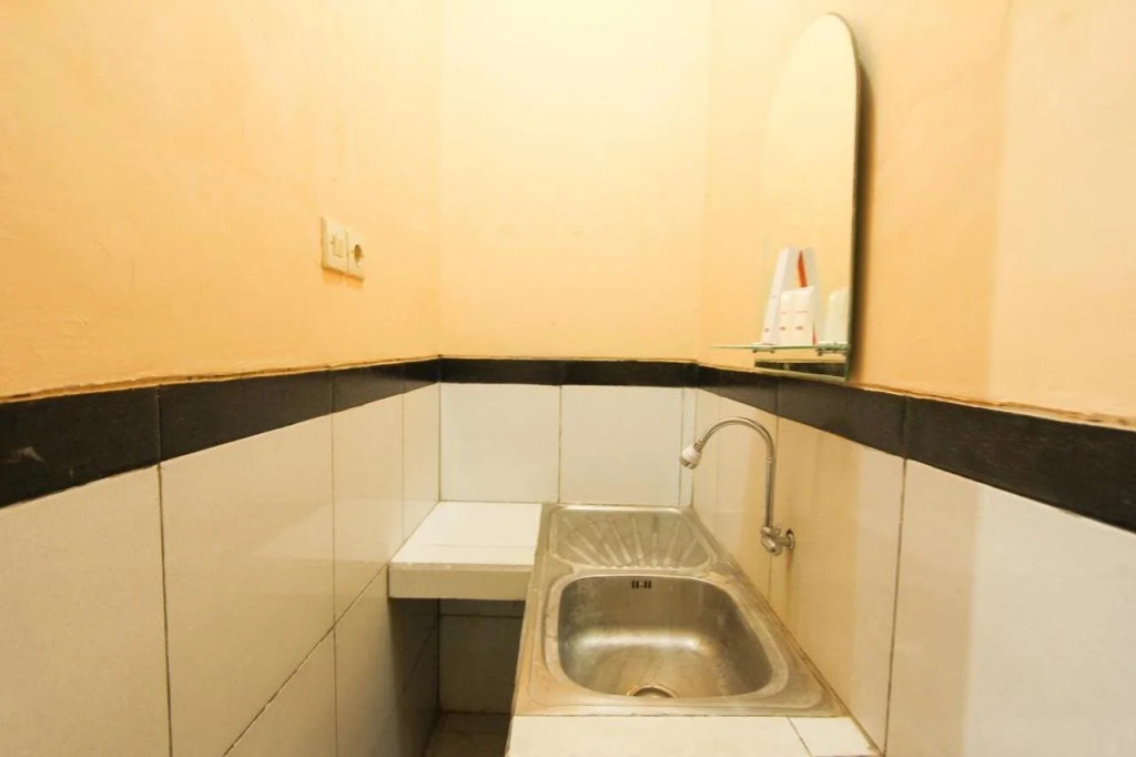 OYO 1594 Al Firdausi Residence