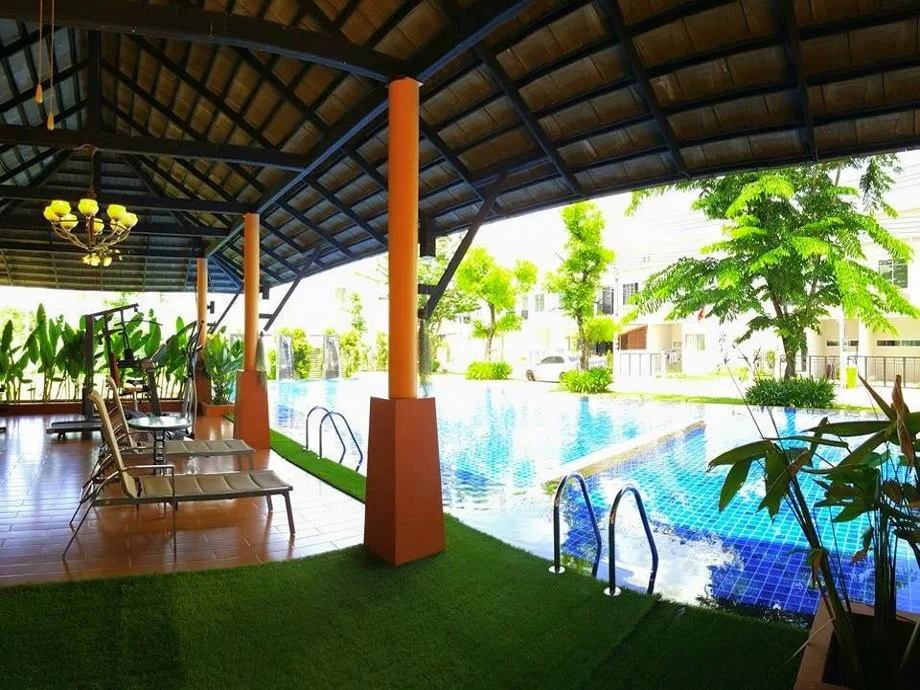 The Laguna Rest