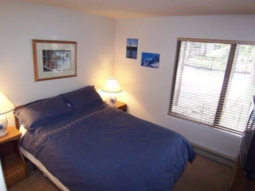 150 Standard Condominium 2 Bedrooms 2 Bathrooms Condo