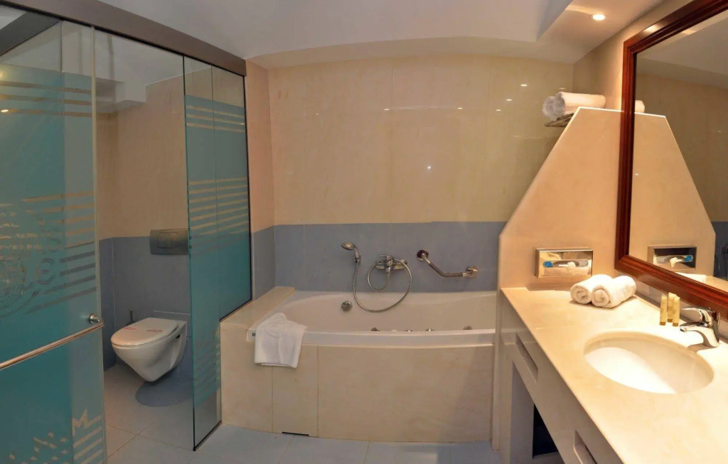 SEAFOS Luxury Resort & Spa - Limited Edition by Leonardo Hotels