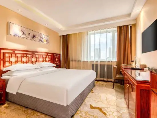 Harbin Baixiang Holiday Hotel Harbin East Station