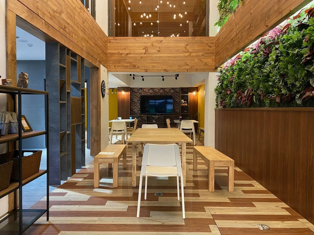 Owl Hostel 貓頭鷹旅店