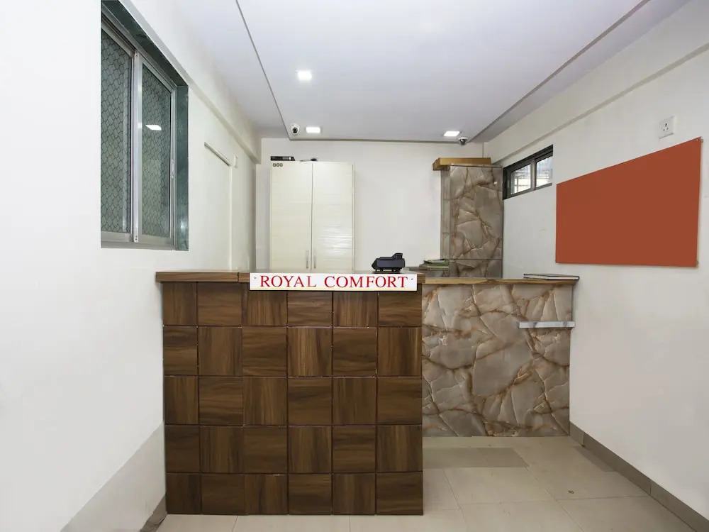 OYO 27994 Hotel Royal Comfort