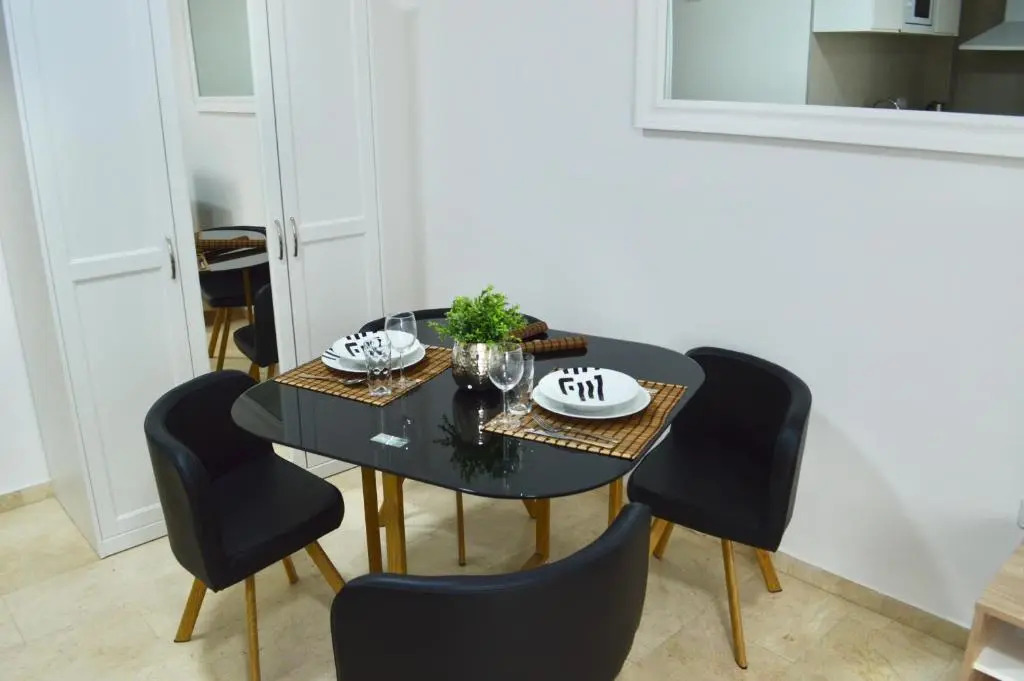 Apartamento Adriana. Céntrico, a 50m de la playa.