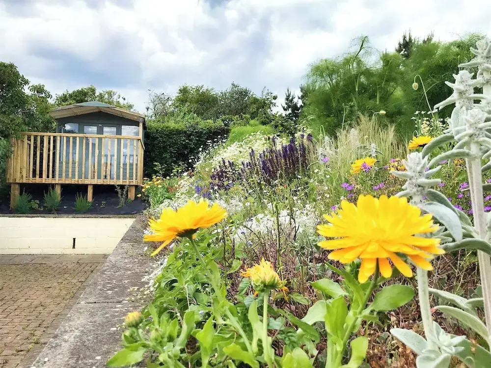 Accessible Bungalow - 4 Beds 2 Baths -dog Friendly