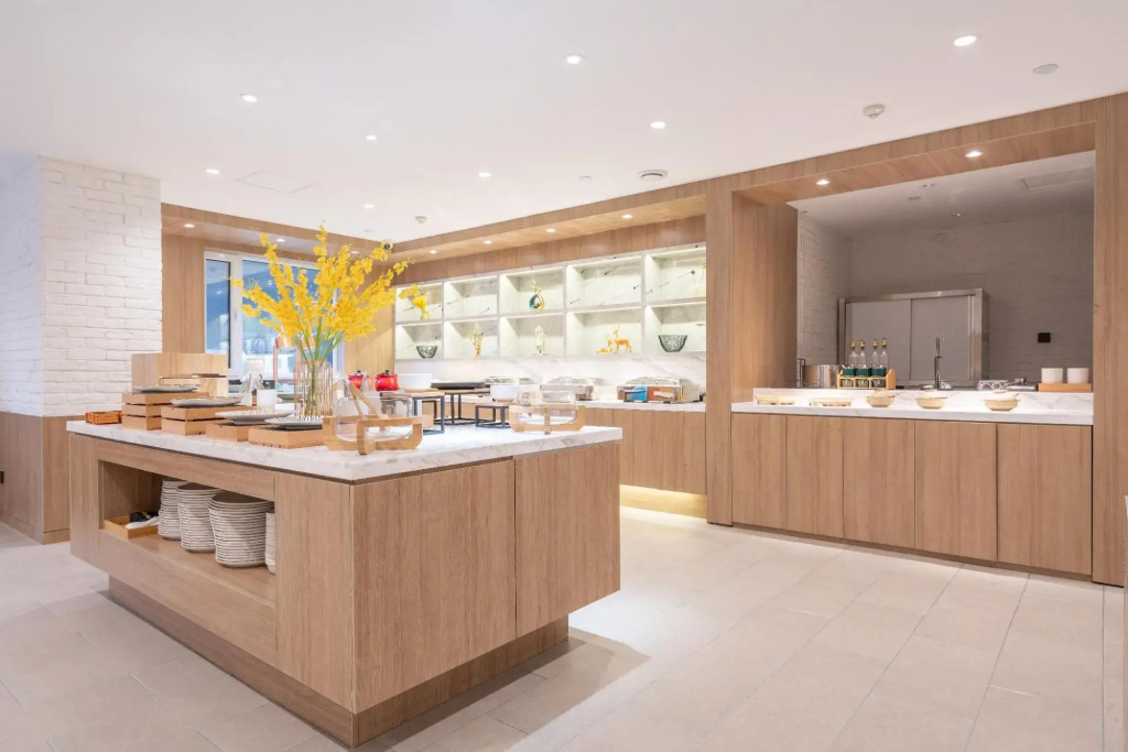 HanTing Hotel (Jinan Yingxiongshan Road Luneng Lingxiu Cheng)