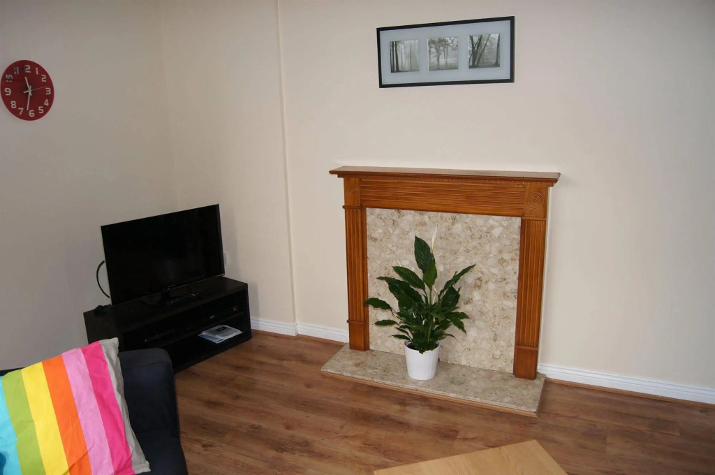 Waterside Holiday Apartments