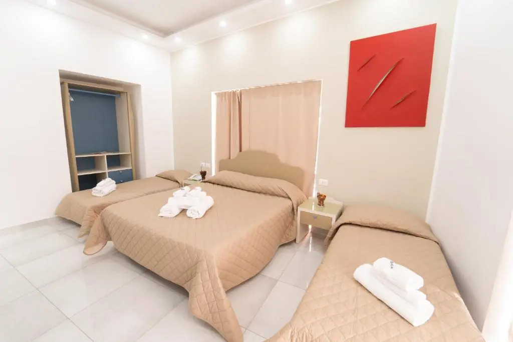 Royal House Napoli Centro, by ClaPa Group