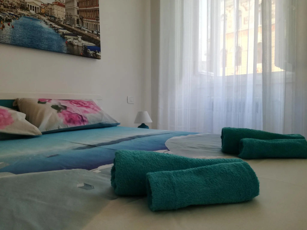 Trieste Center Rooms & Apartments - Fiori di Trieste