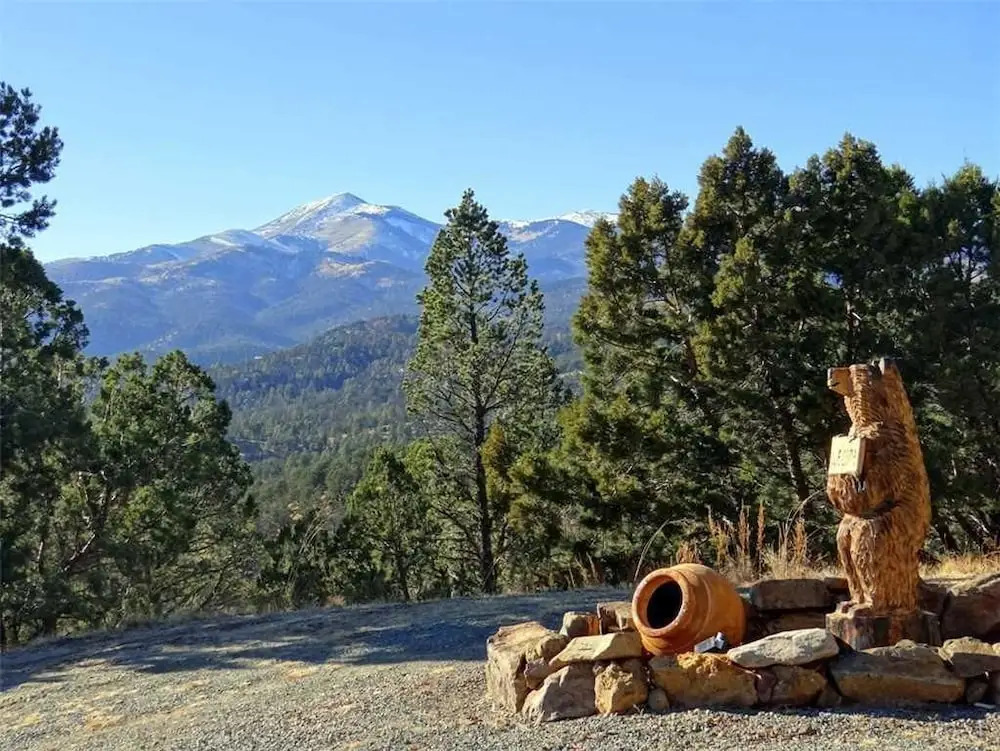 2 Spirit Lodge - Two Bedroom Cabin with Hot Tub