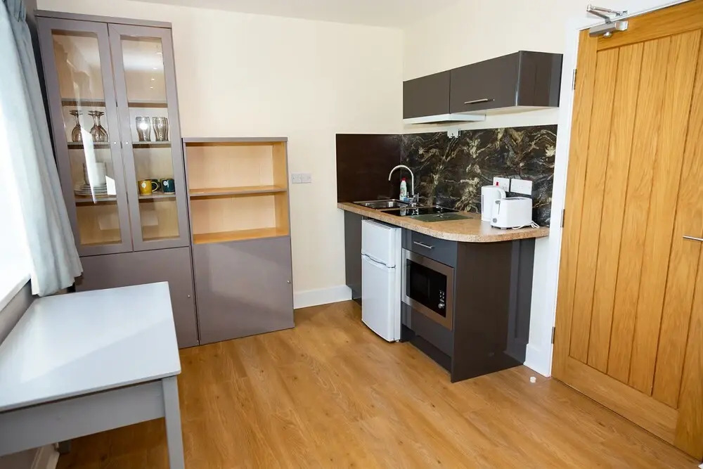 Alexander Apartments Studios
