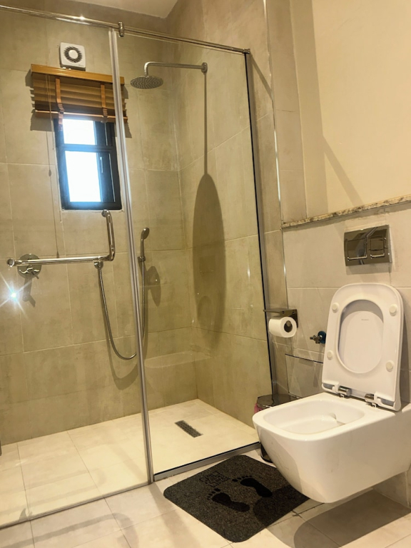Vievely Suites and Apartments
