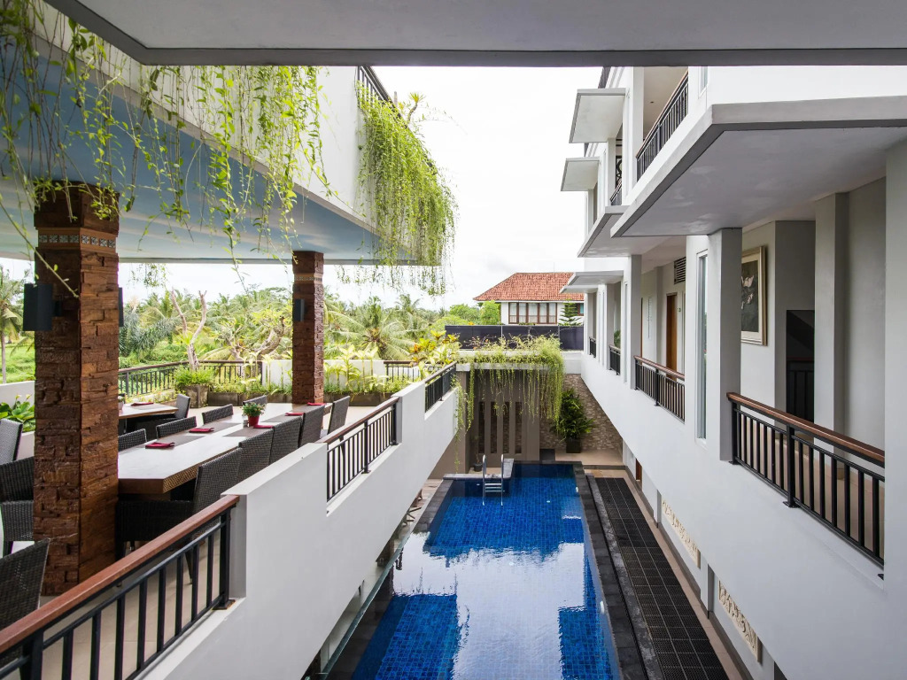 Puri Padma Hotel