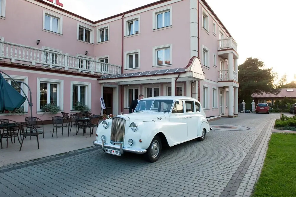 Anin Park Hotel