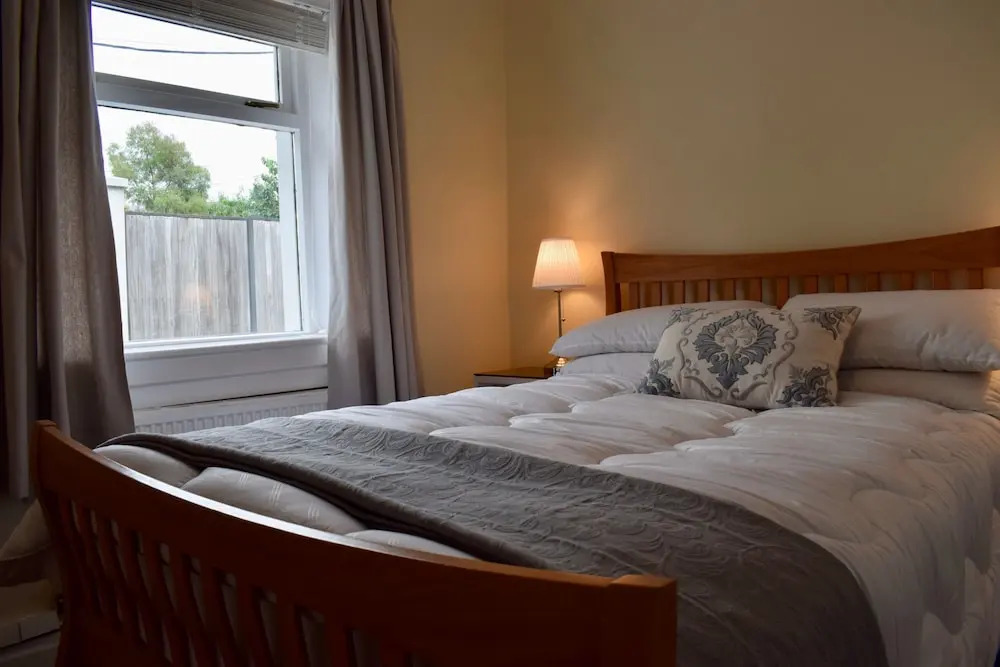 2 Bedrooms House With Garden in City Centre