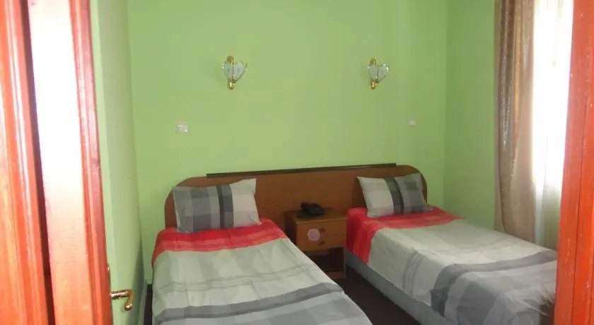 L Bakuri Hotel