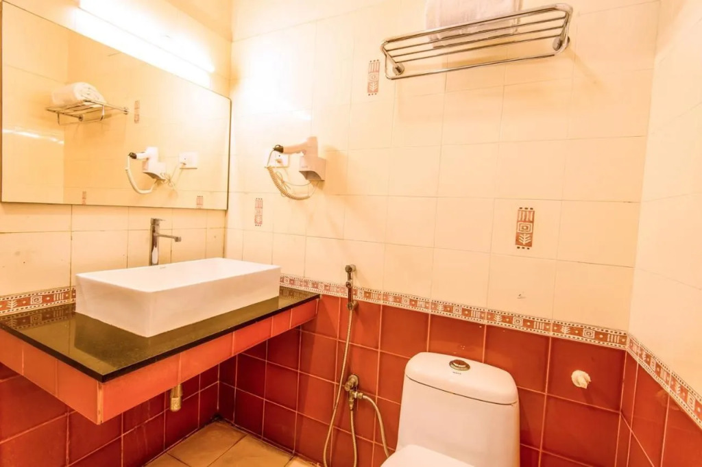 Fabhotel Blossoms Service Apartment - T Nagar