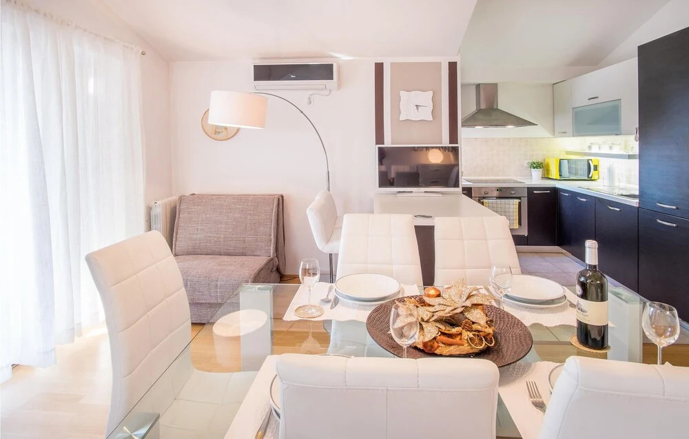 Nice Home in Sveti Vid Miholjice With Wifi and 2 Bedrooms