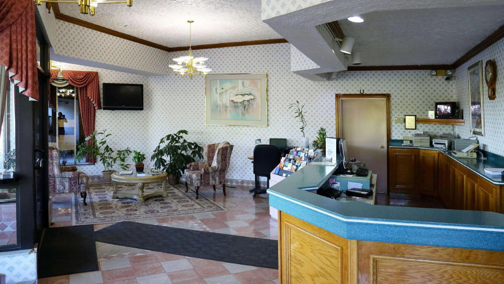 Magnuson Hotel Howell/Brighton