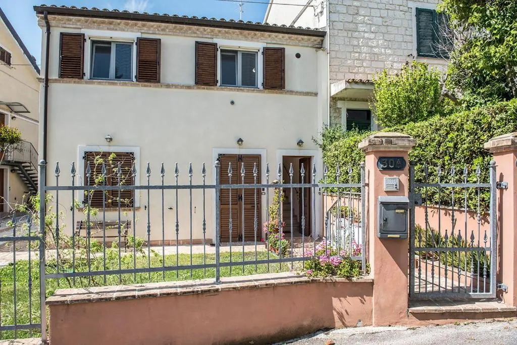 N12 - Numana, Nuovo Bilocale Con Aria Condizionata
