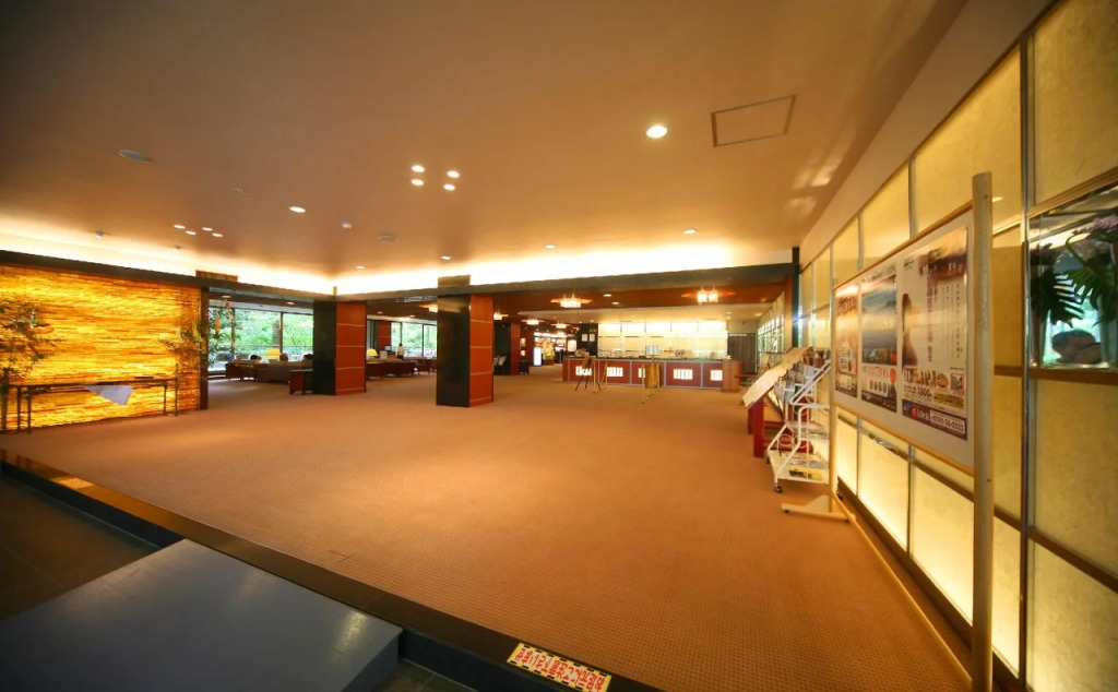 Ooedo Onsen Monogatari Premium Yamanaka Grand Hotel