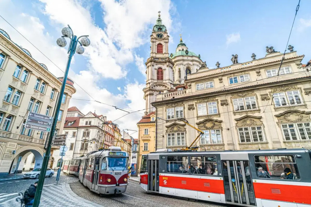 Stylish Studio at Lesser Town, Charles Bridge 3min by walk