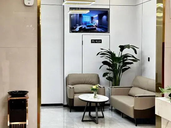 Urban Garden Hotel (Baoji Xinfulu Technician College)