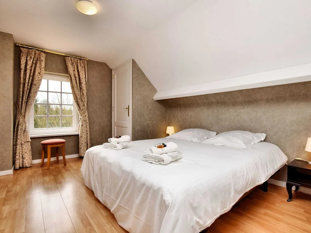 Durbuy Luxe Villa with Pool