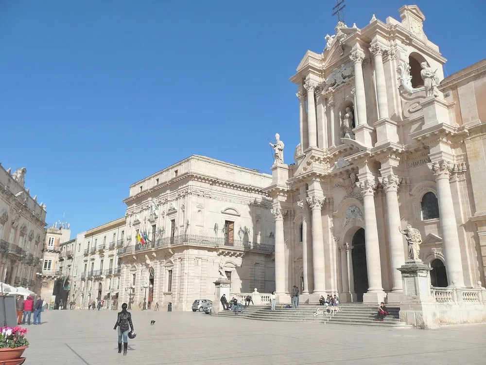 Ortigia Twin Rooms