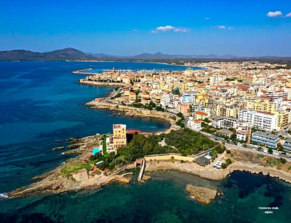 B&B LaMarina