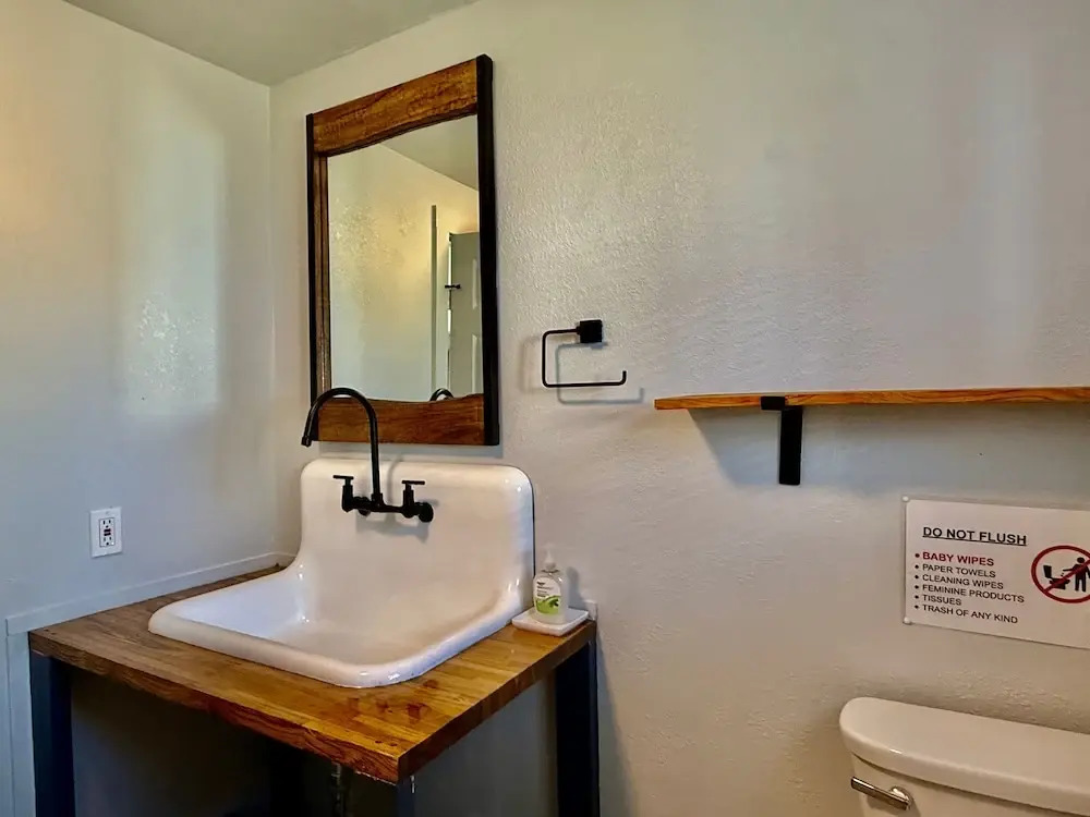 Comfortable Studio With Modern Touches 9A