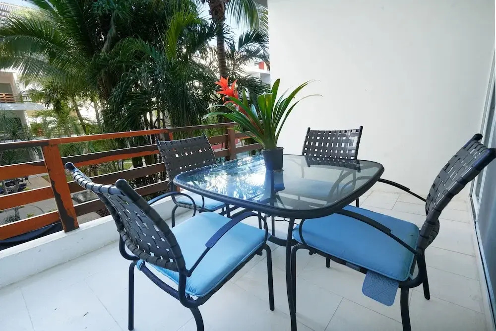 Brandnew Condo 2br Playa Del Carmen by Kvr