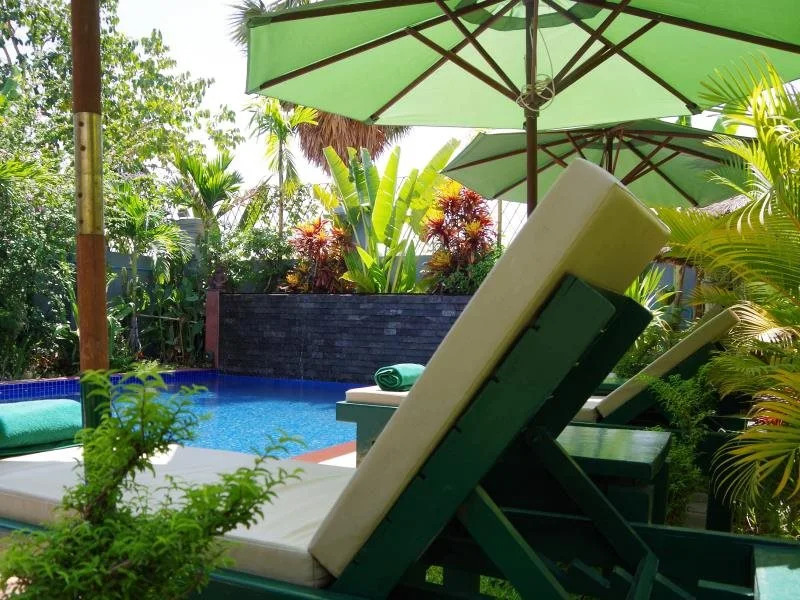 3 Monkeys Villa Hotel