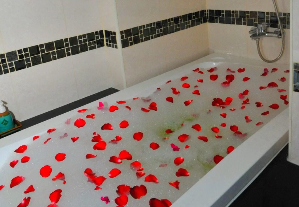 Add Plus Hotel & SPA
