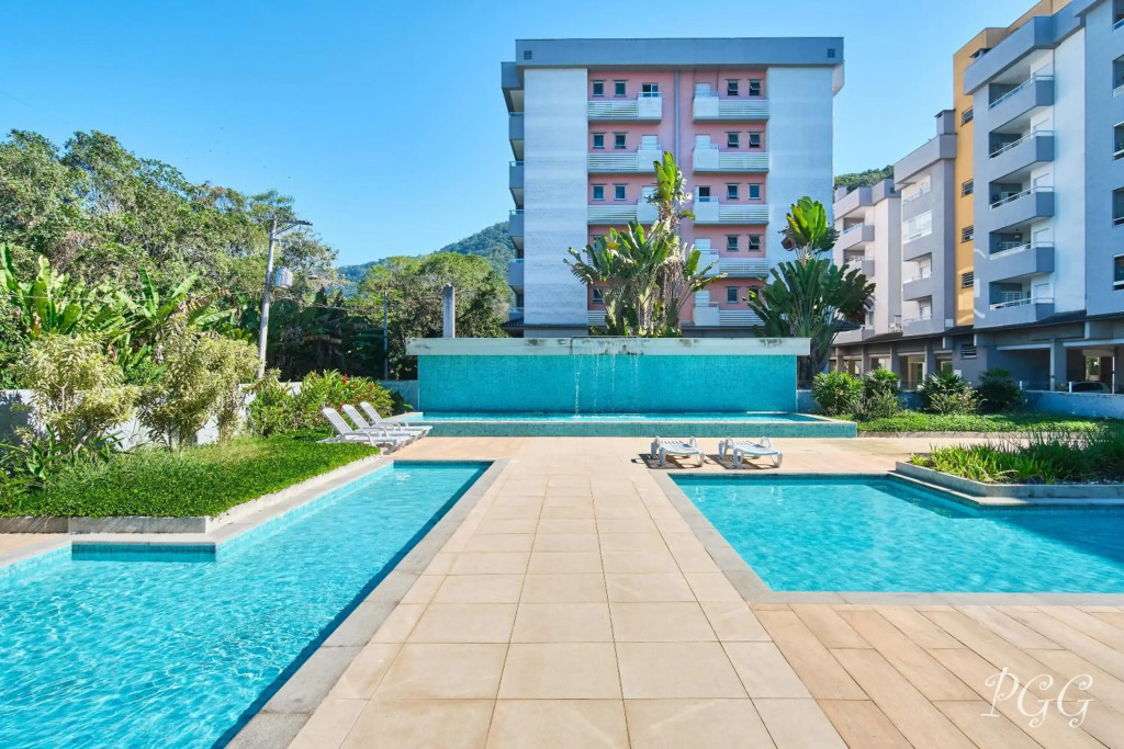 2 QUARTOS com Varanda Gourmet a 300m Praia Pereque Acu em Condomimio com PORTARIA 24h, ESTACIONAMENTO e Piscinas - Wi-Fi 300mbps