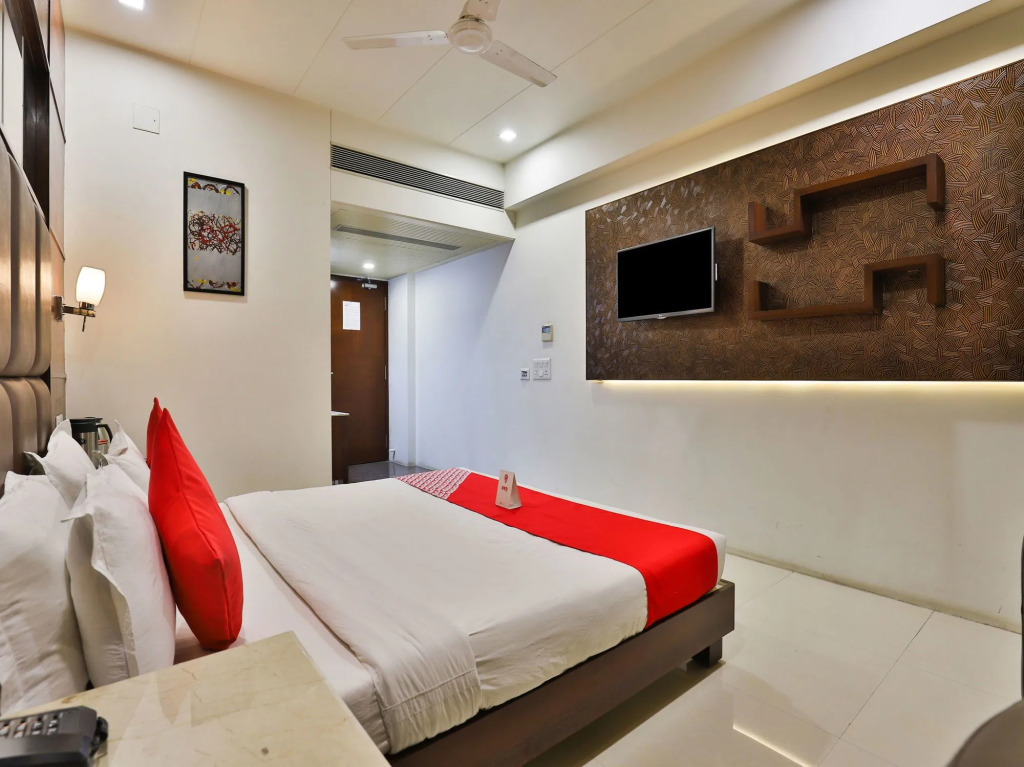 The Grand Vinayak Hotel