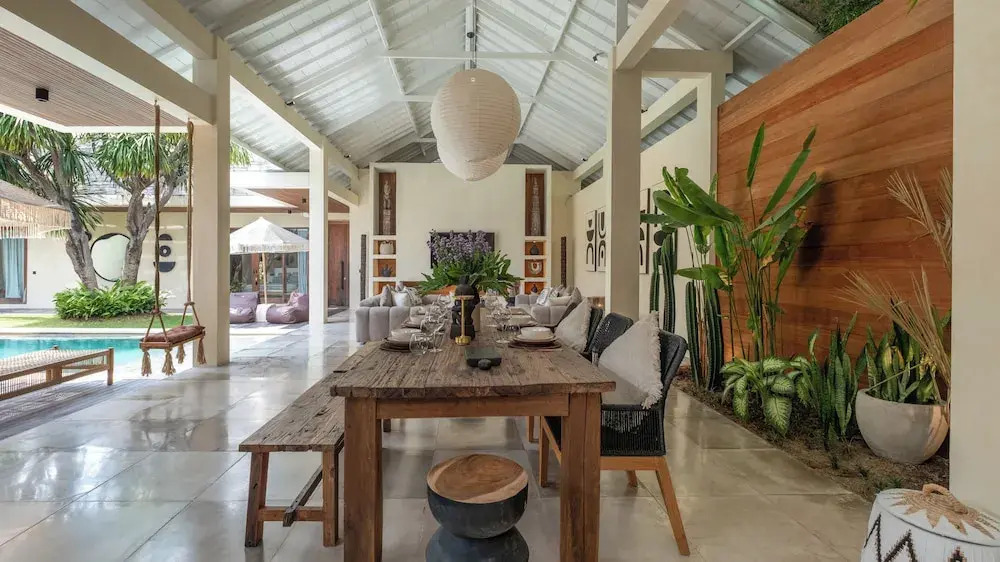 Villa Dreamer by Villa Finder