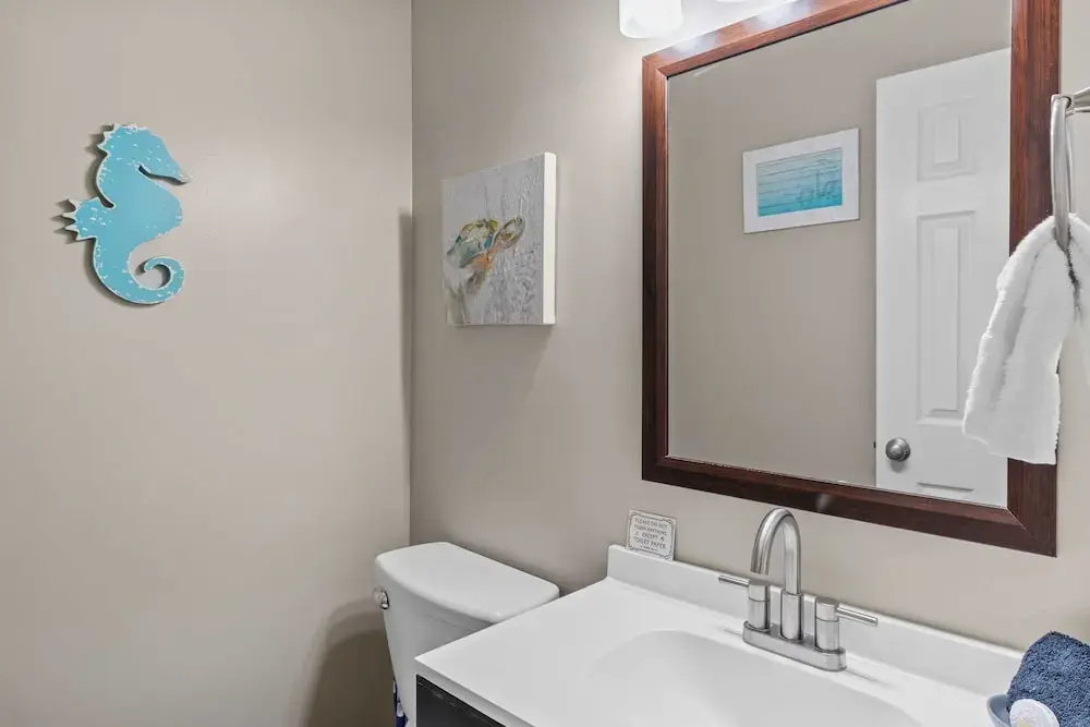PCB Group-friendly Duplex w/ Pool, Backyard Lounge & 2 Kitchens