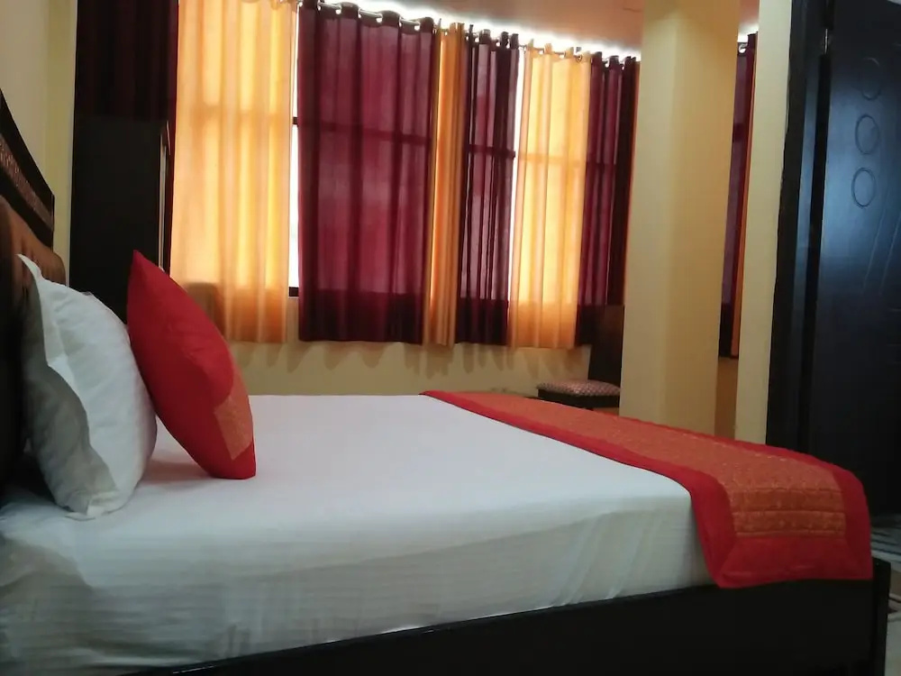 SRM Hotel Ashoka Palace