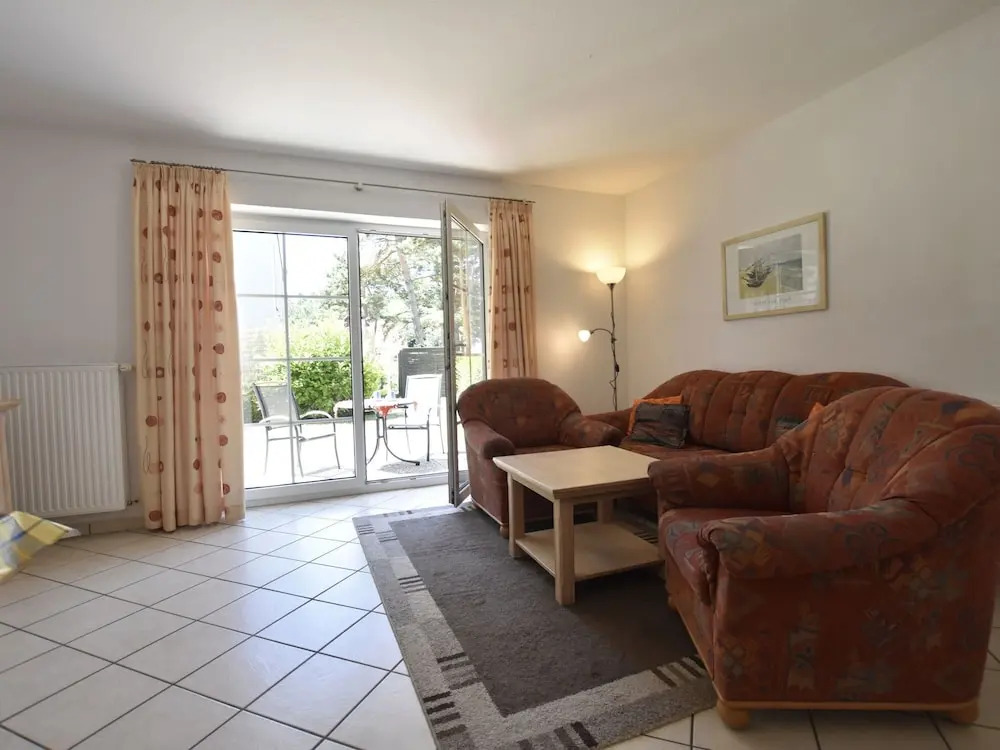Cozy apartment near Beach in Dierhagen Strand
