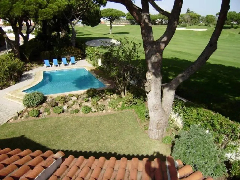 Villa Quadradinhos 38Q 4 Bedrooms Private Pool Short Walk To The Beach