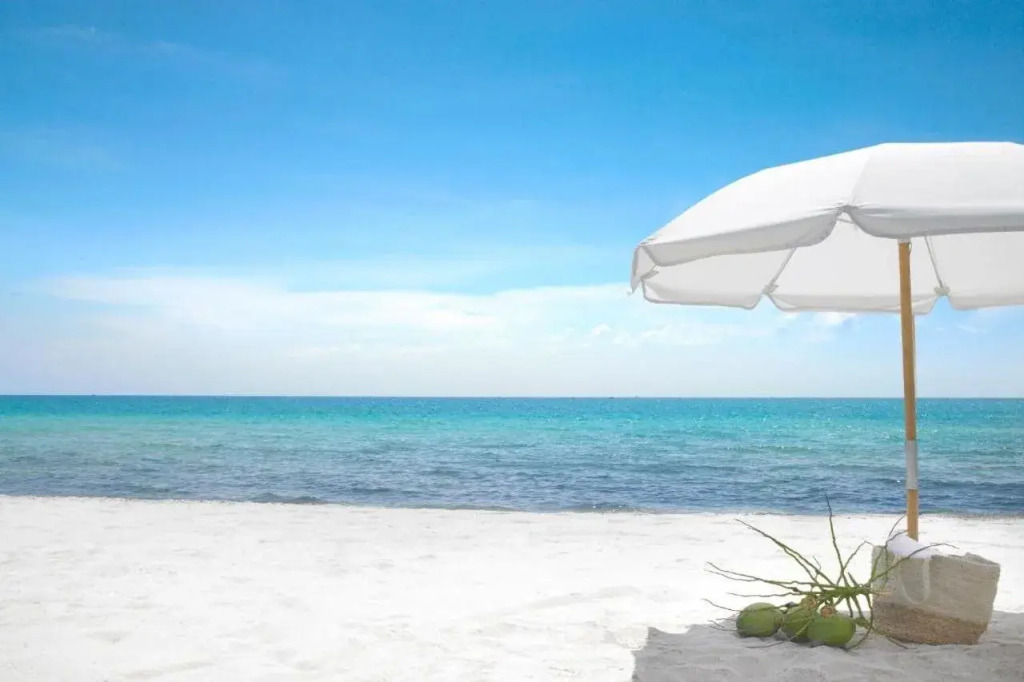 Grand Beach Hotel